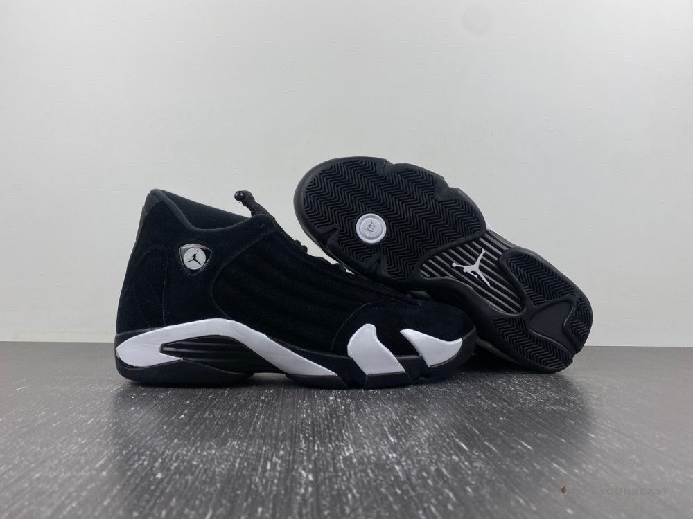 Shops all black jordan 14