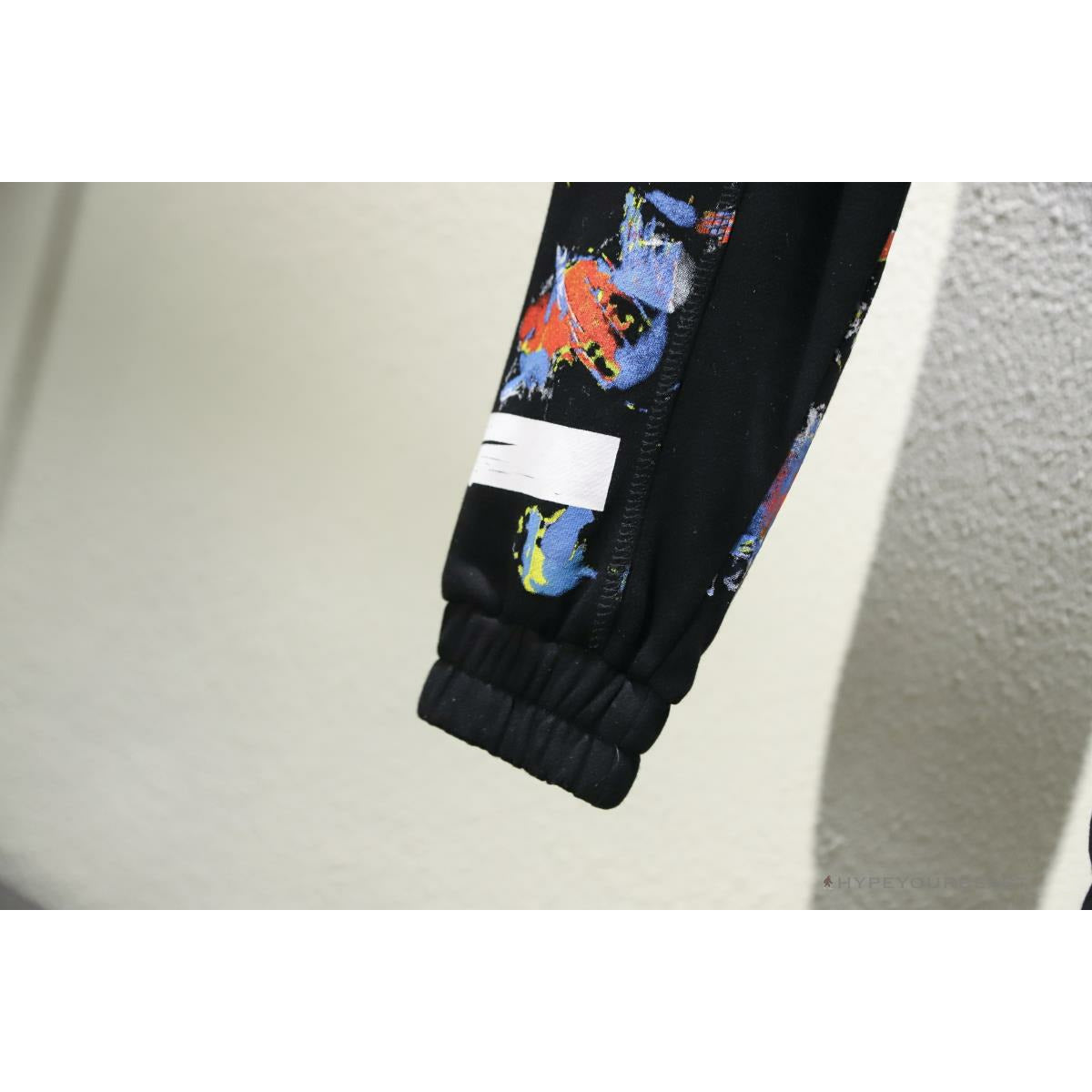 OFF-WHITE Pants Black Paint