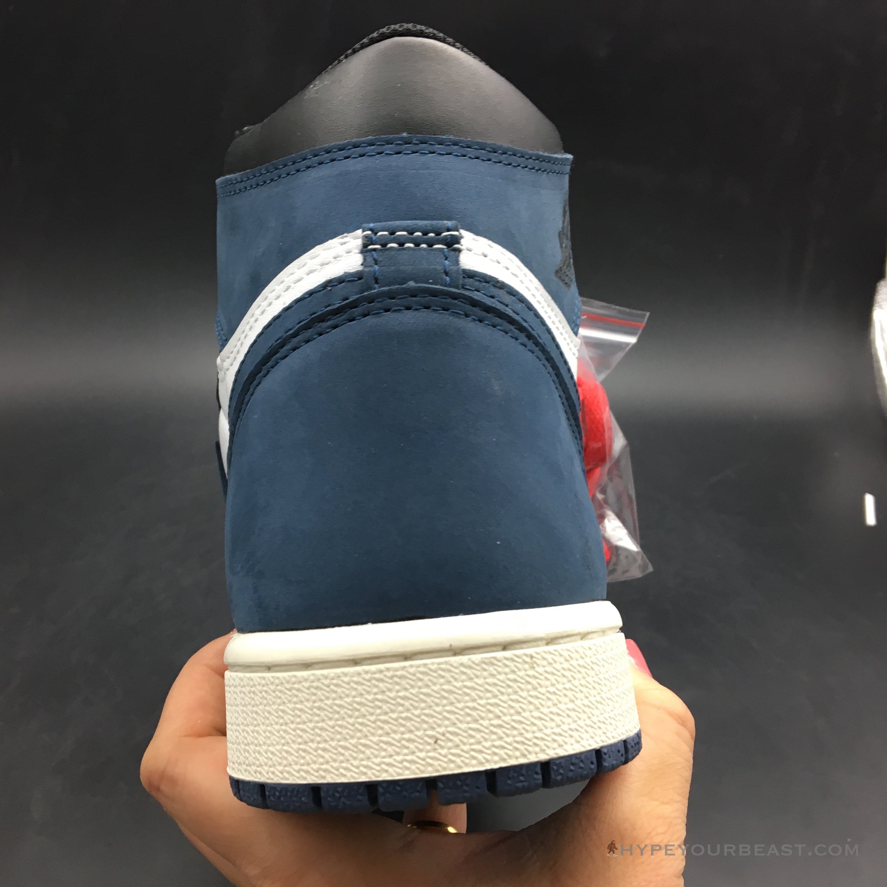 Air Jordan 1 Retro High OG Fragment