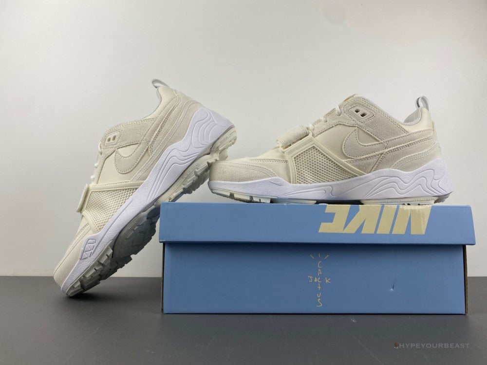 Nike Zoom Field Jaxx SP Travis Scott Sail