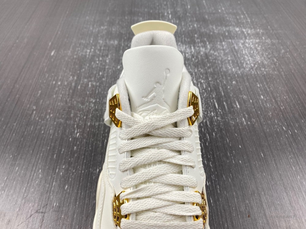 Air Jordan 4 'Metallic Gold'