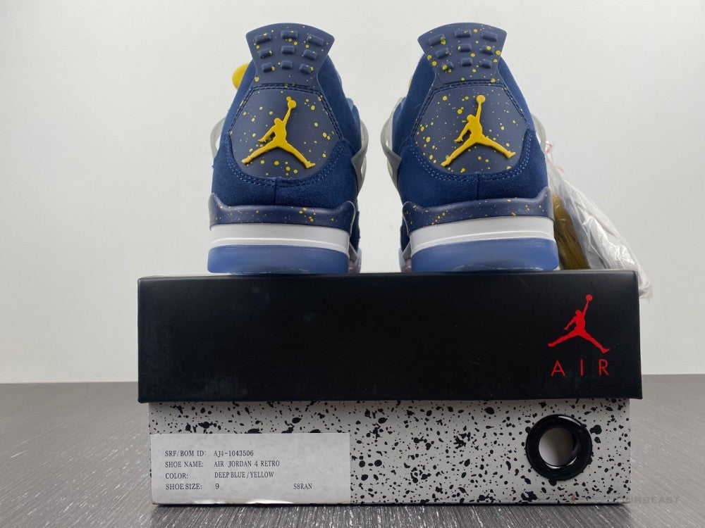 Air Jordan 4 Michigan Blue