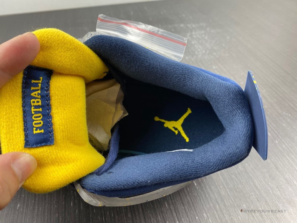 Air Jordan 4 Michigan Blue