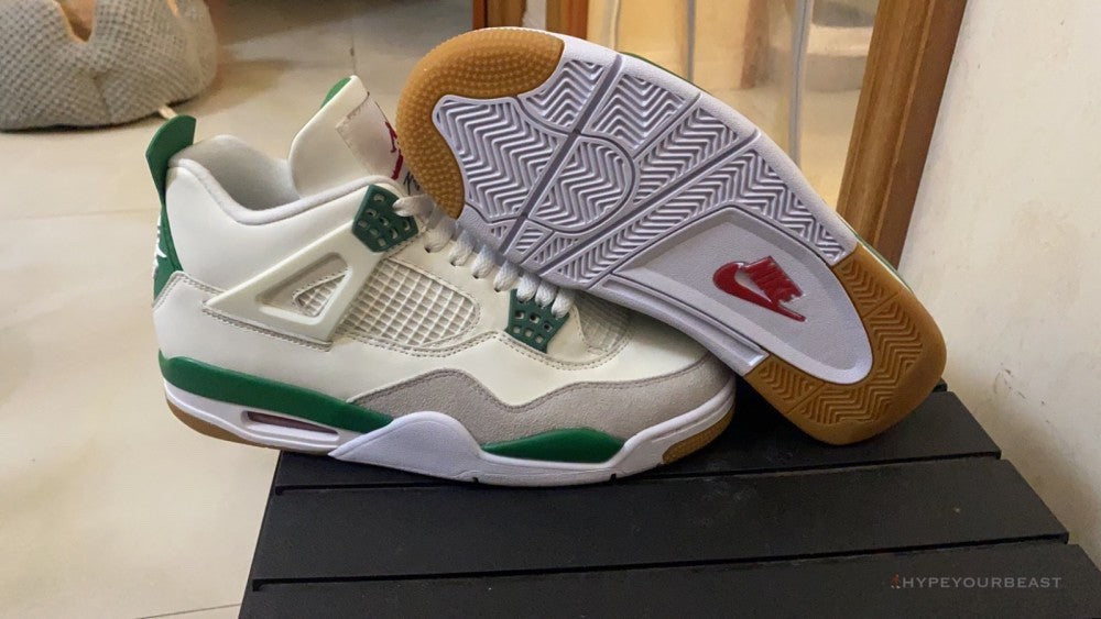 Air Jordan 4 Retro SB 'Pine Green'