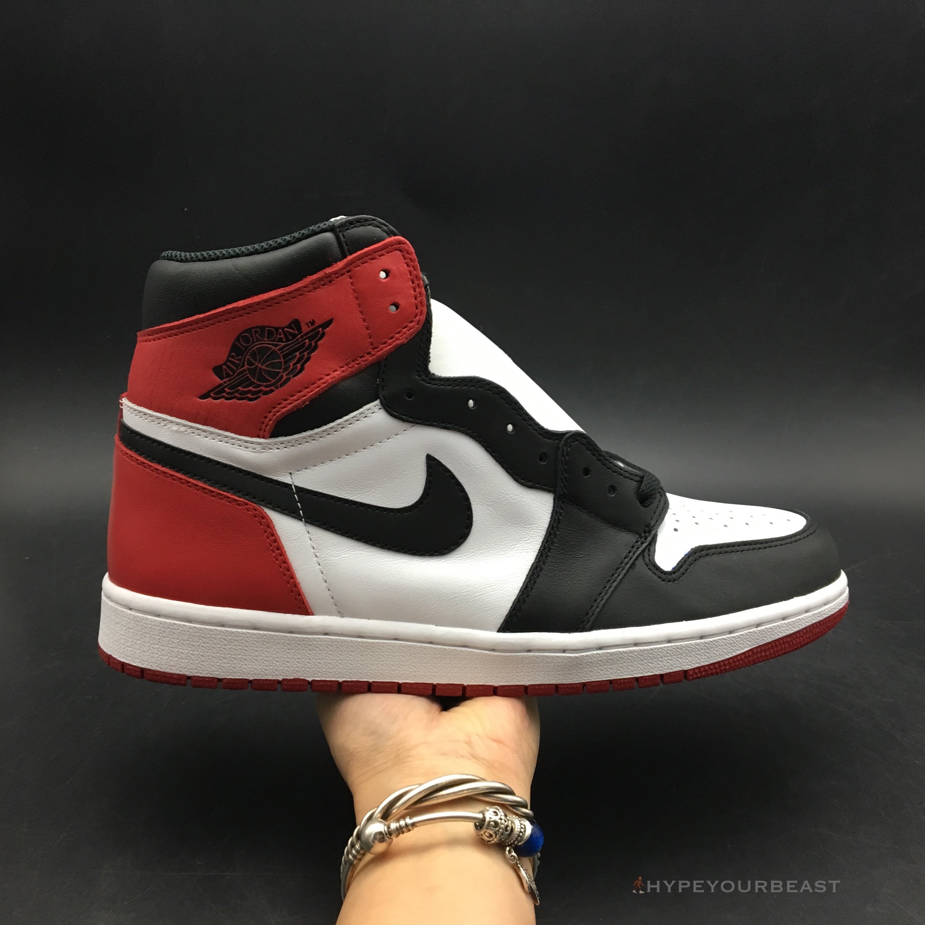 Air Jordan 1 High 'Satin Black Toe'