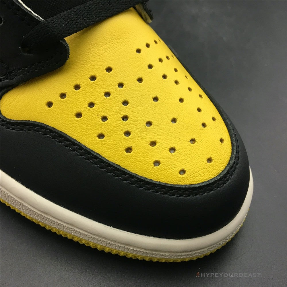 Air Jordan 1 Mid 'Yellow Toe'