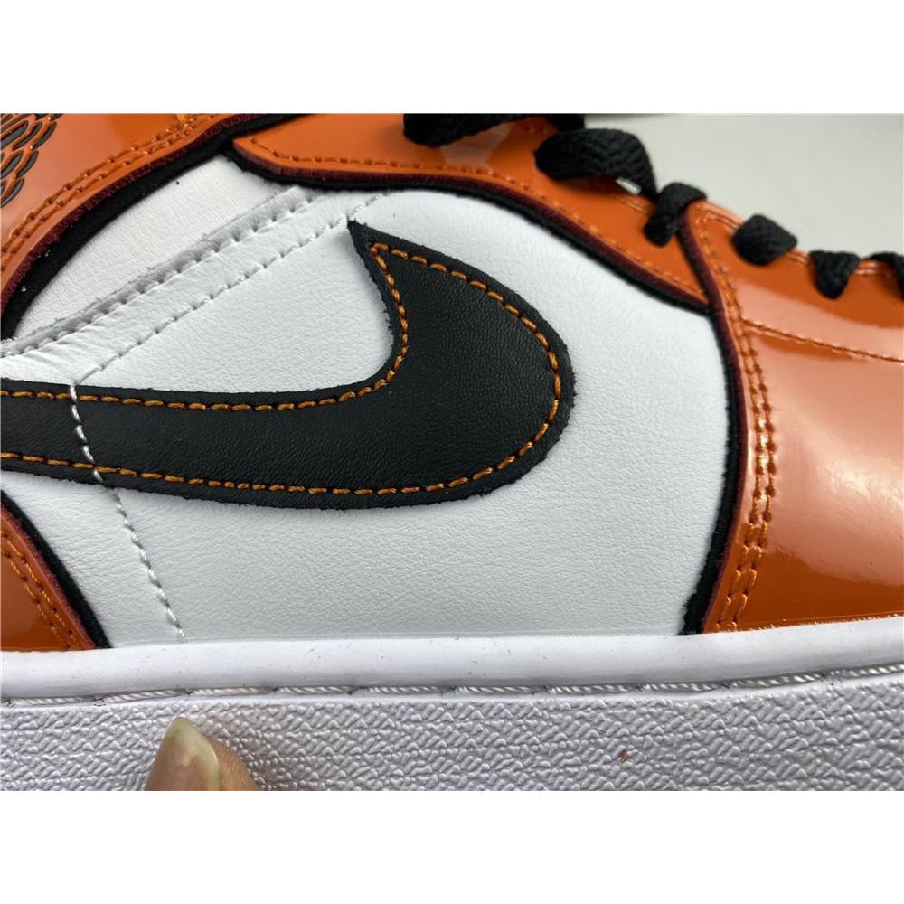 Air Jordan 1 Mid Turf Orange Patent