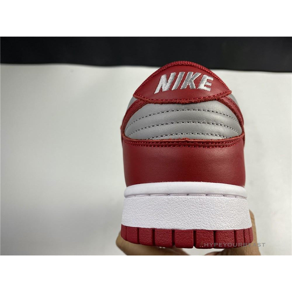 Nike Dunk SB Low 'University Red'