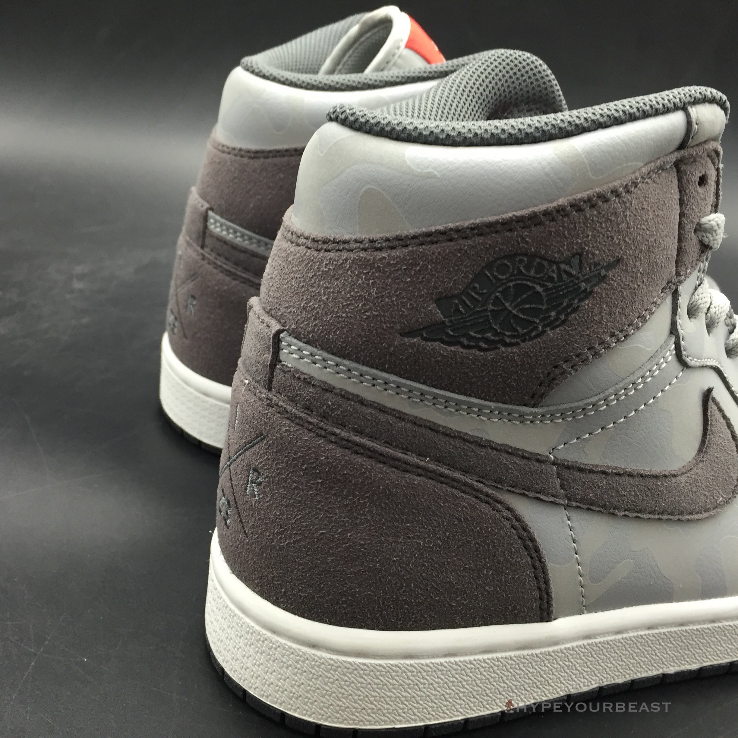 Air Jordan 1 Retro High Premium 'Grey Camo'