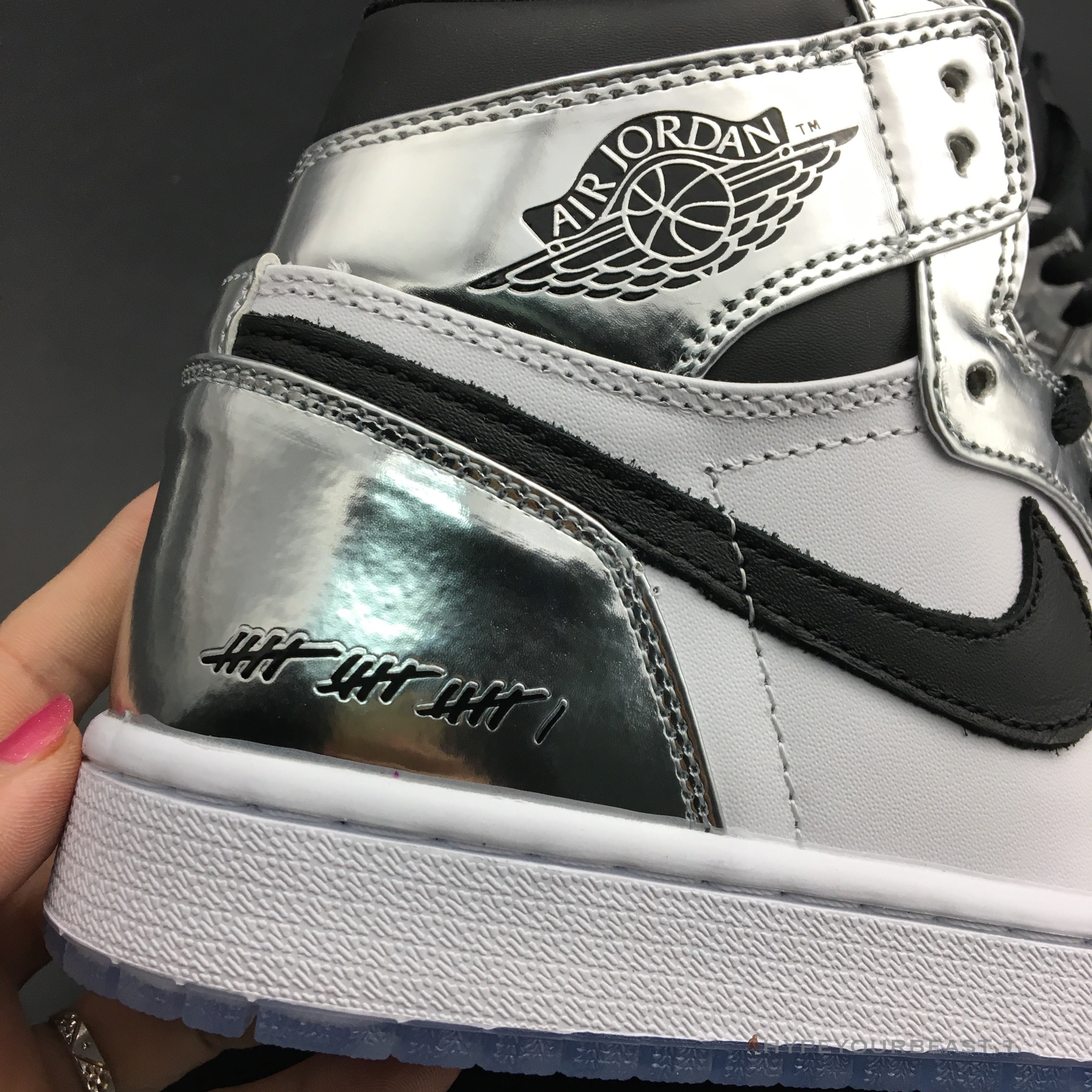 Air Jordan 1 High 'Pass the Torch'