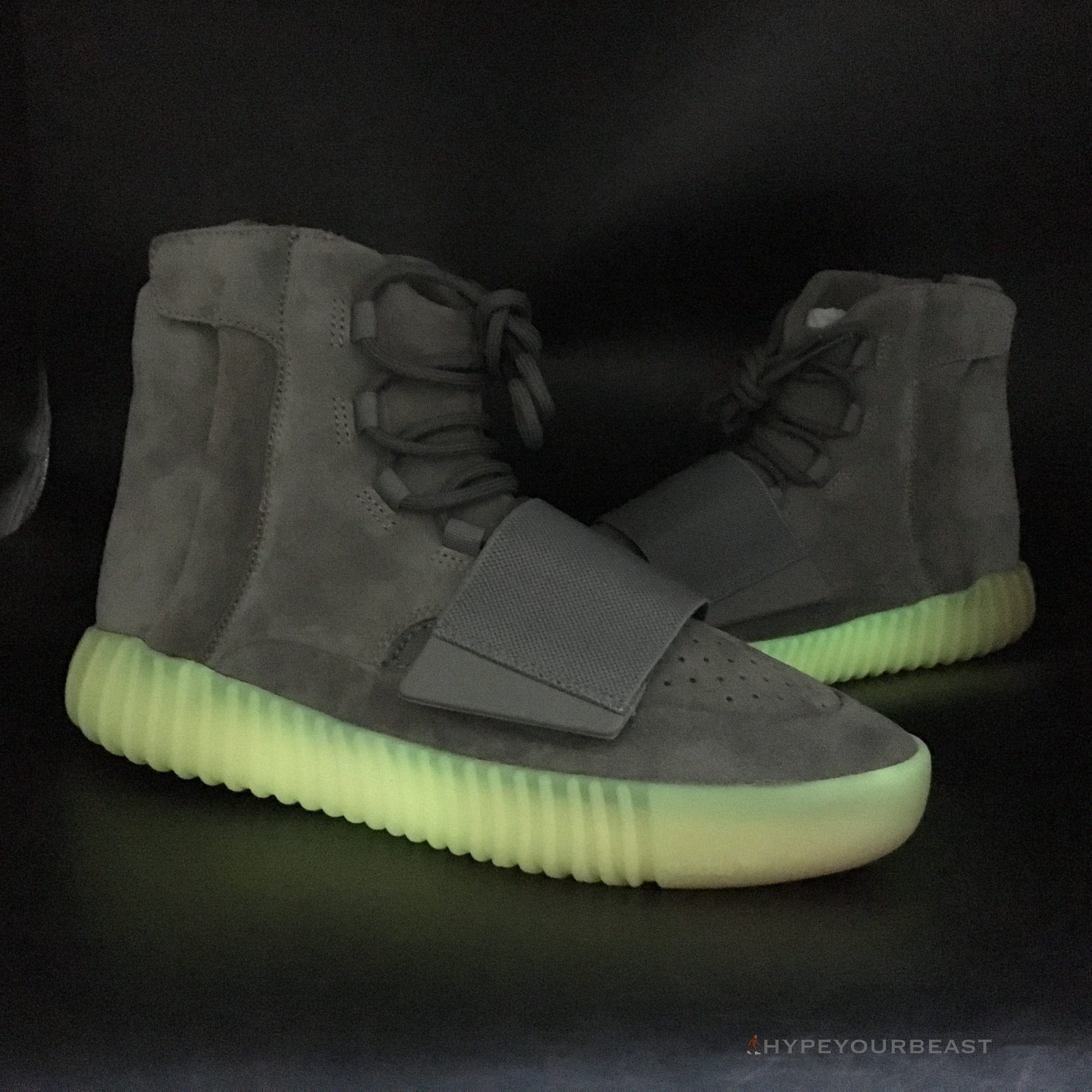 Yeezy Boost 750 Light Grey