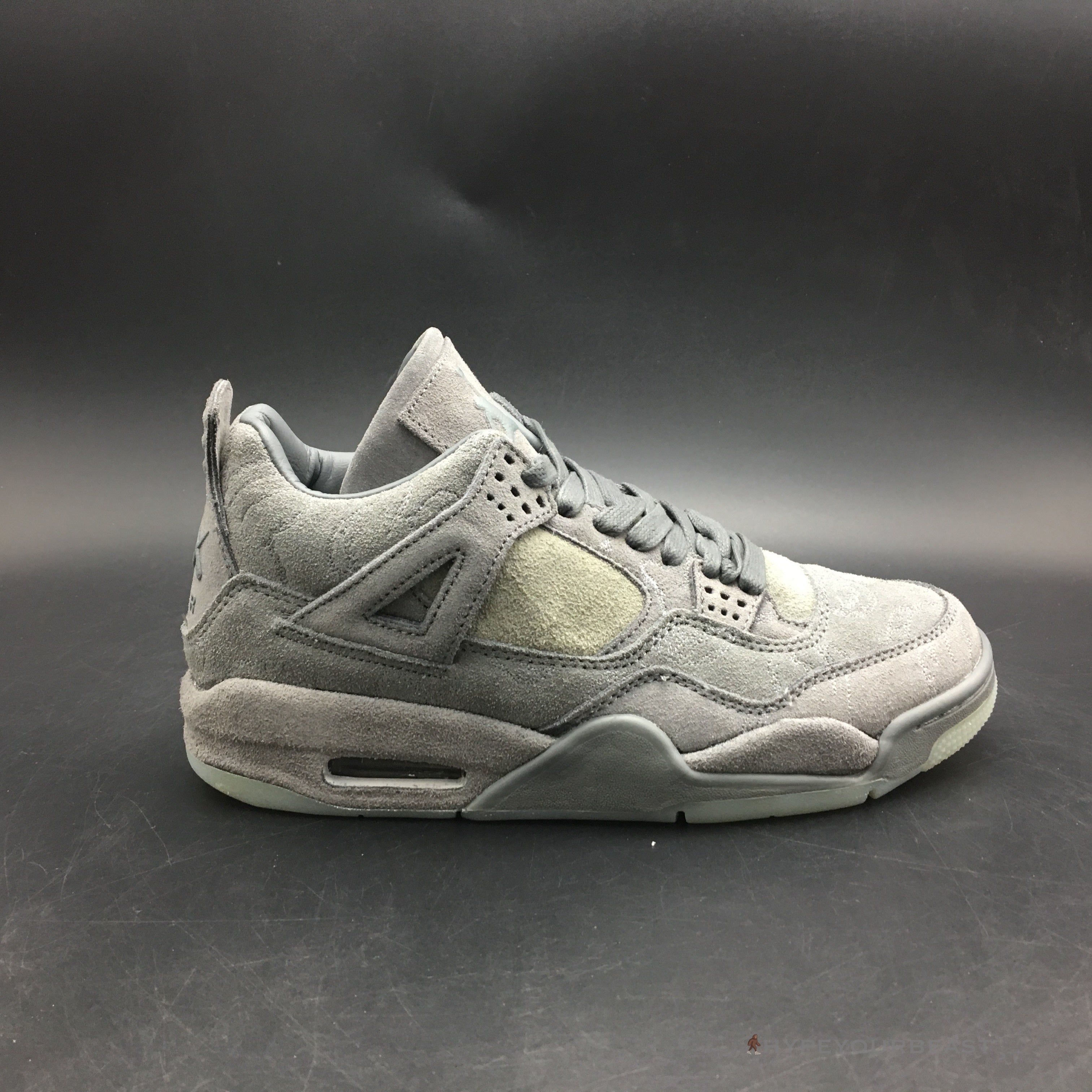 Jordan 4 X KAWS Gray