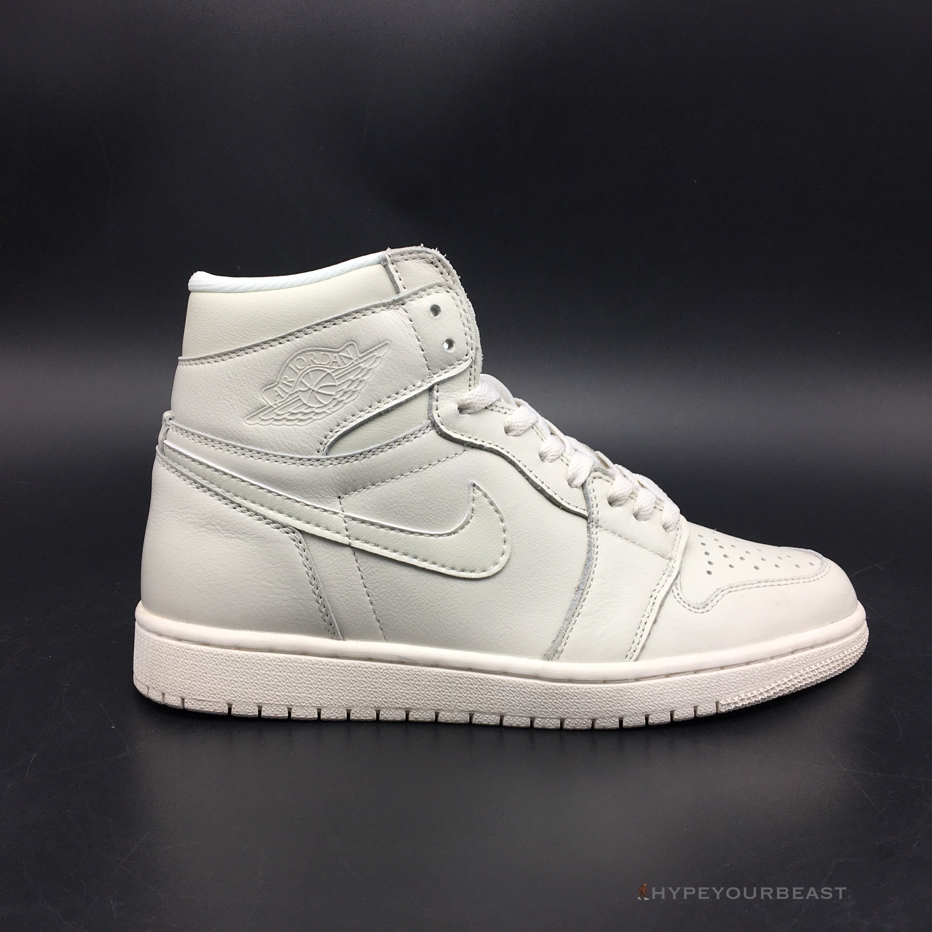 Air Jordan 1 Retro High OG 'Sail'