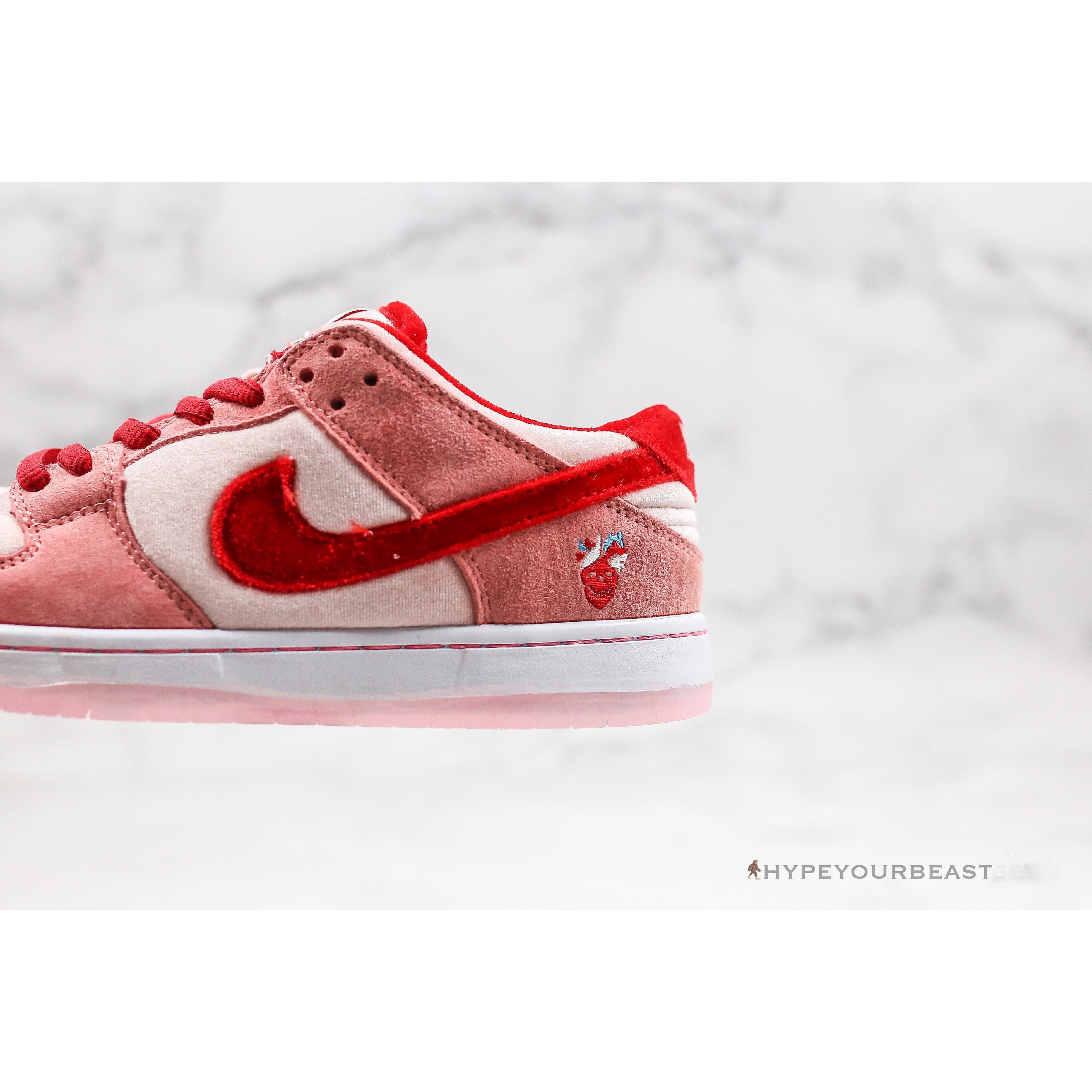 Nike SB Dunk Low 'Strange Love'