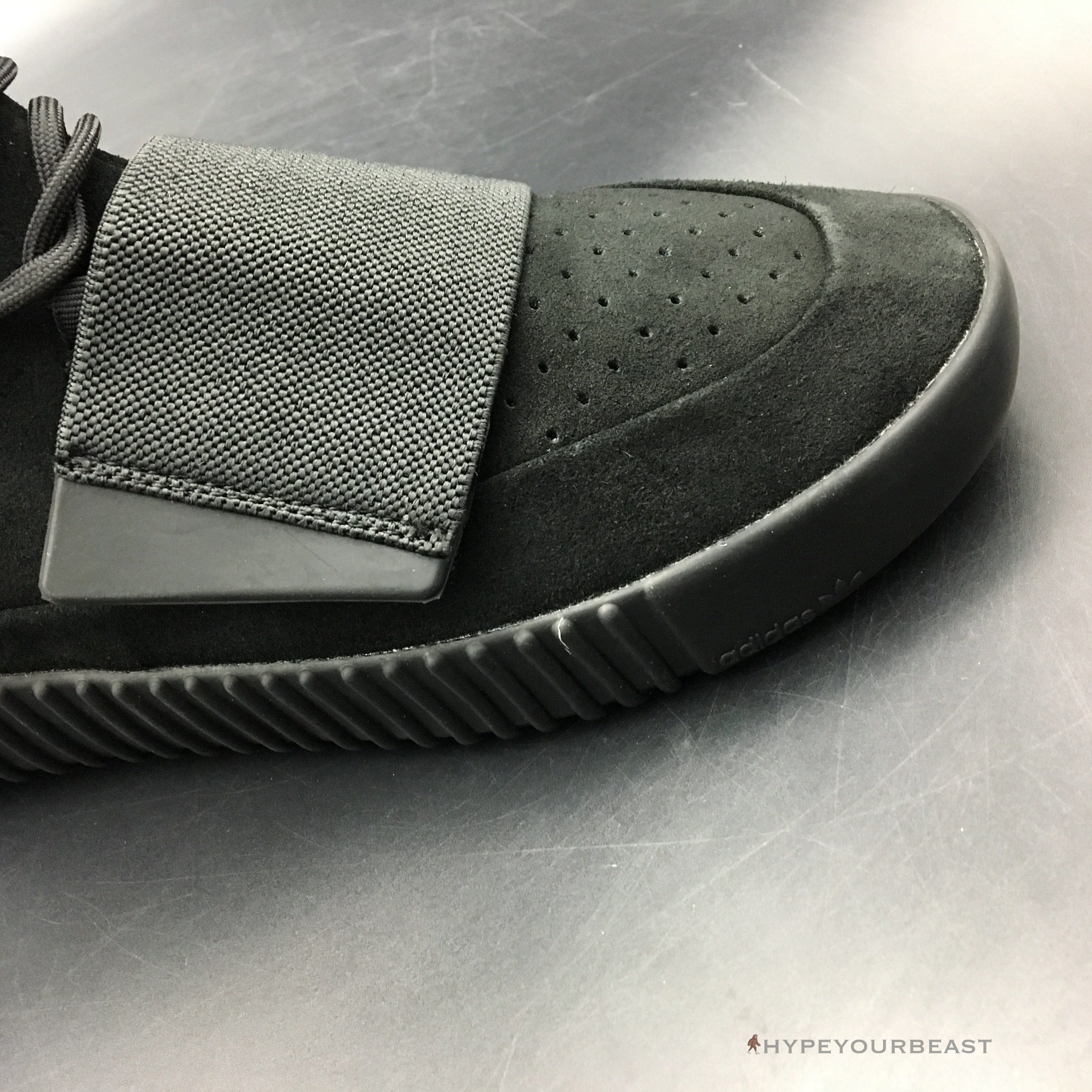 Yeezy Boost 750 Black