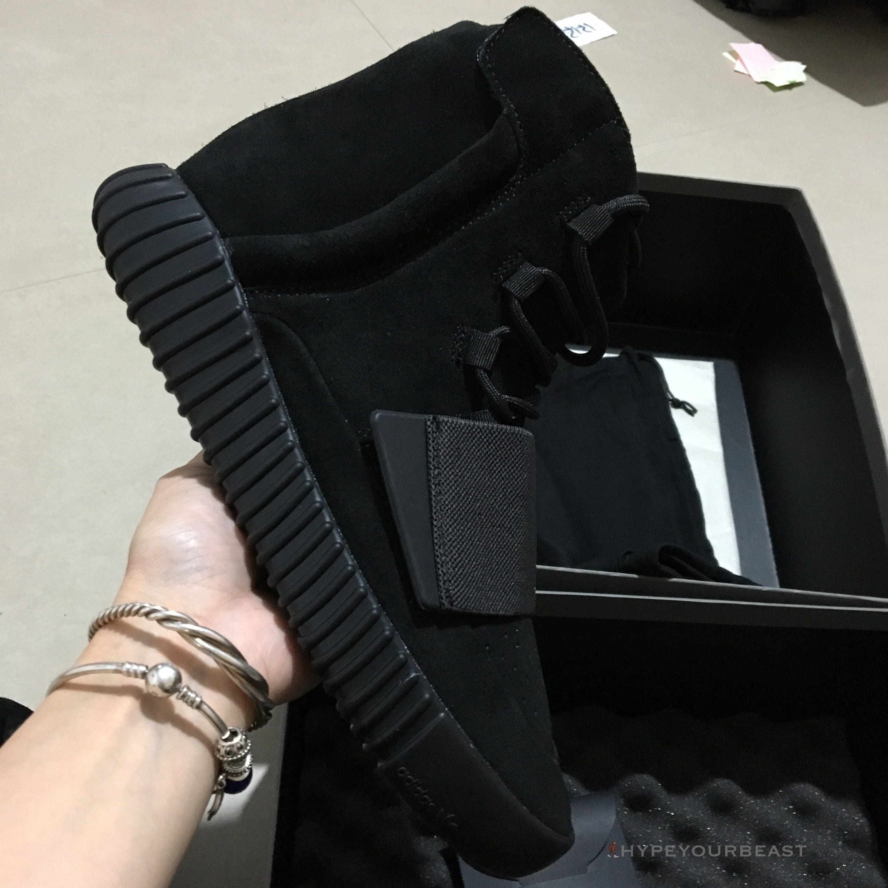 Yeezy Boost 750 Black