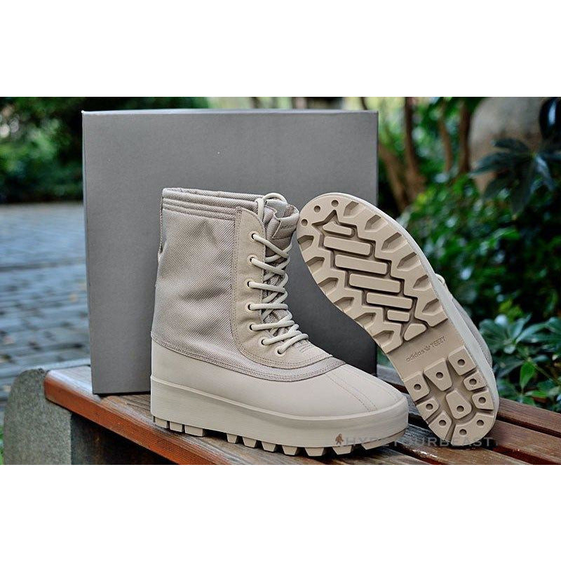 Adidas Yeezy 950 Light Desert