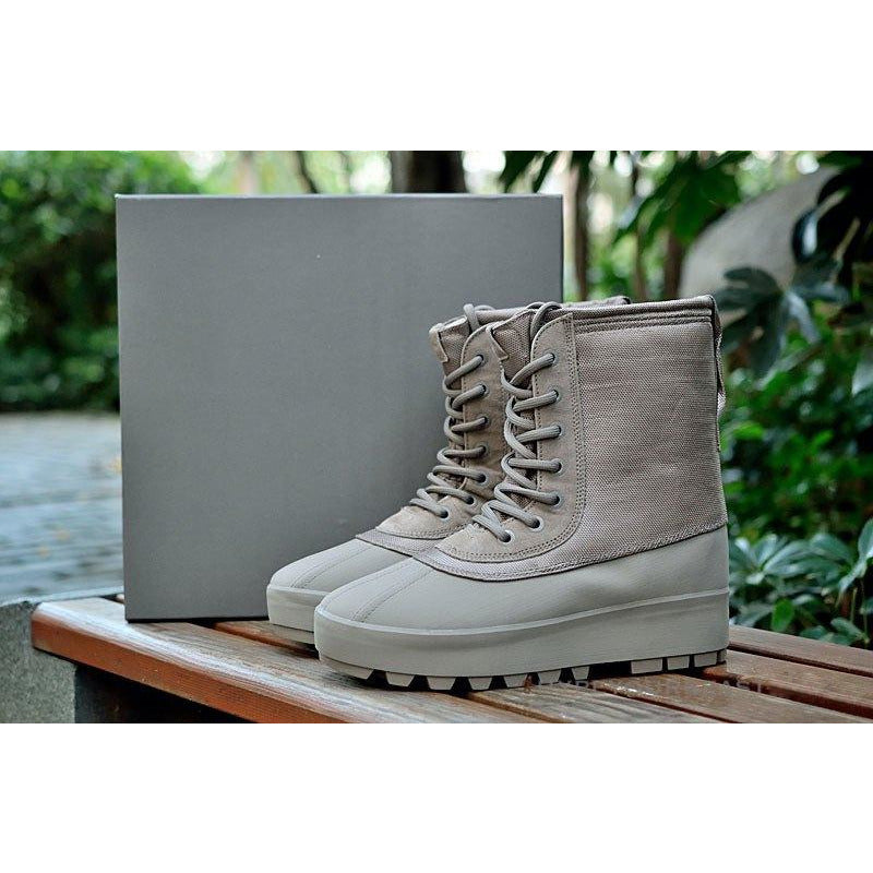 Adidas Yeezy 950 Light Grey