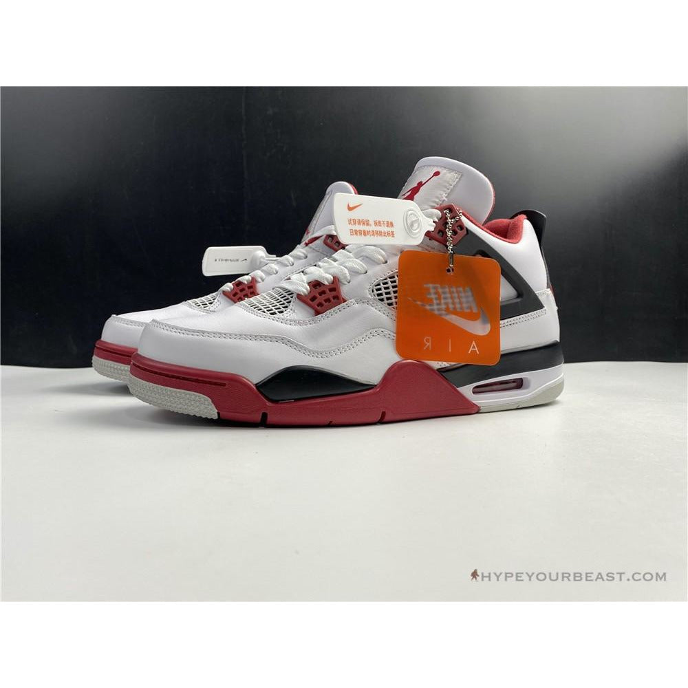 Air Jordan 4 'Fire Red'