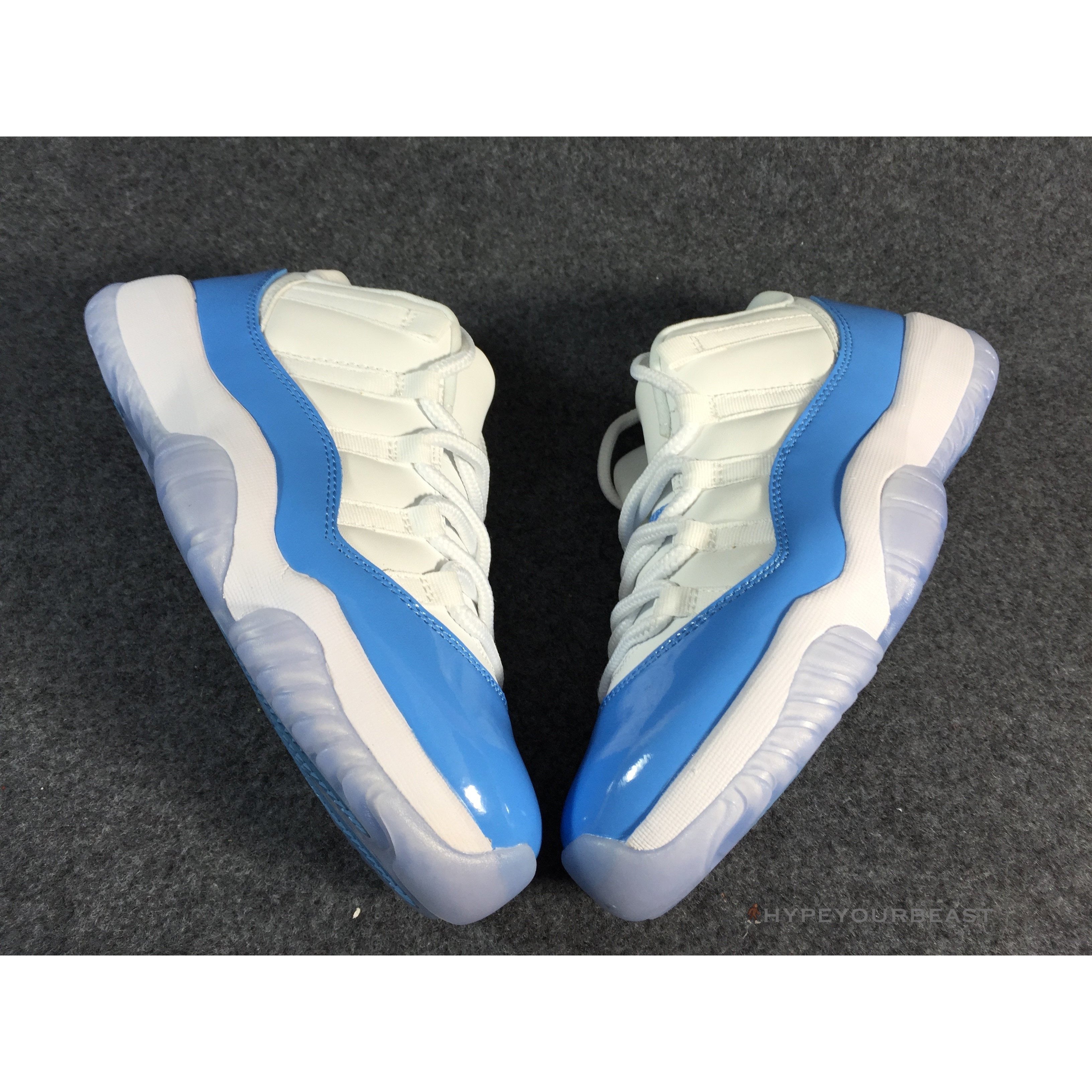 Air Jordan 11 Low 'University Blue'