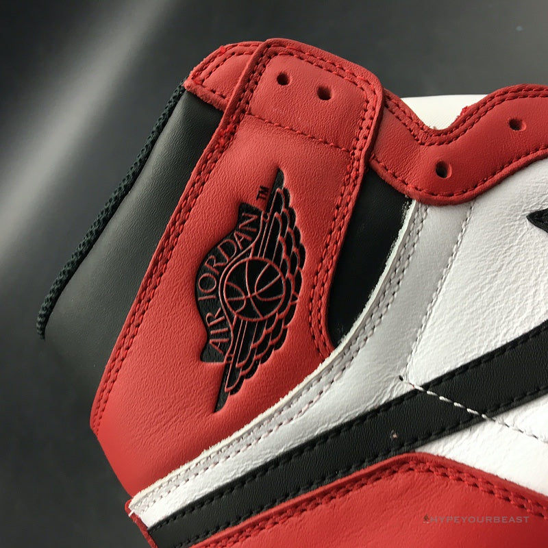 Air Jordan 1 Retro High OG 'Chicago'