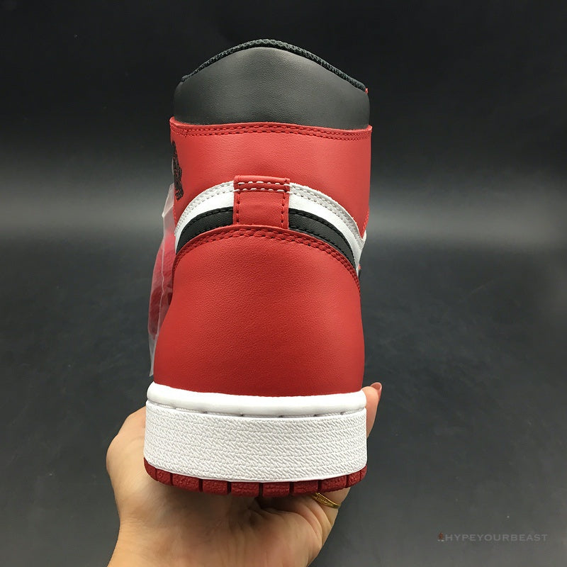 Air Jordan 1 Retro High OG 'Chicago'