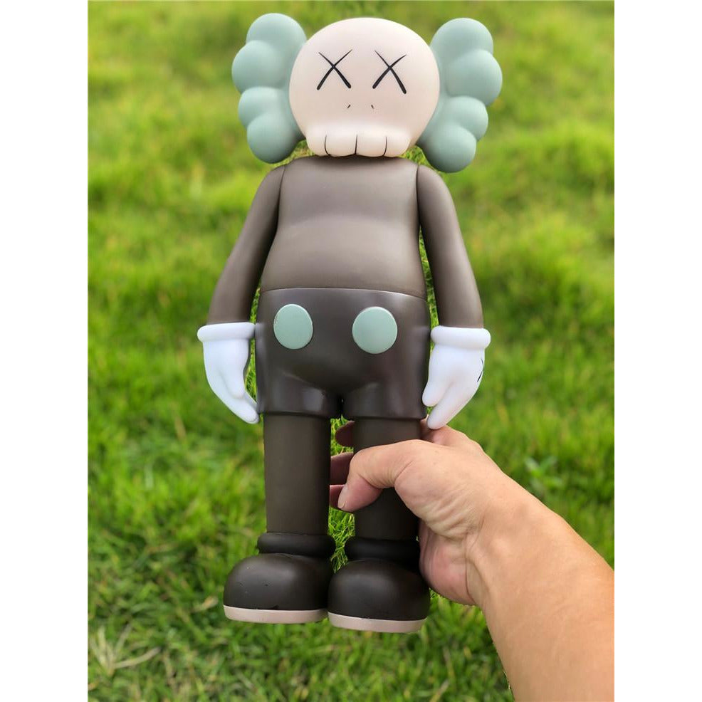 KAWS 38cm