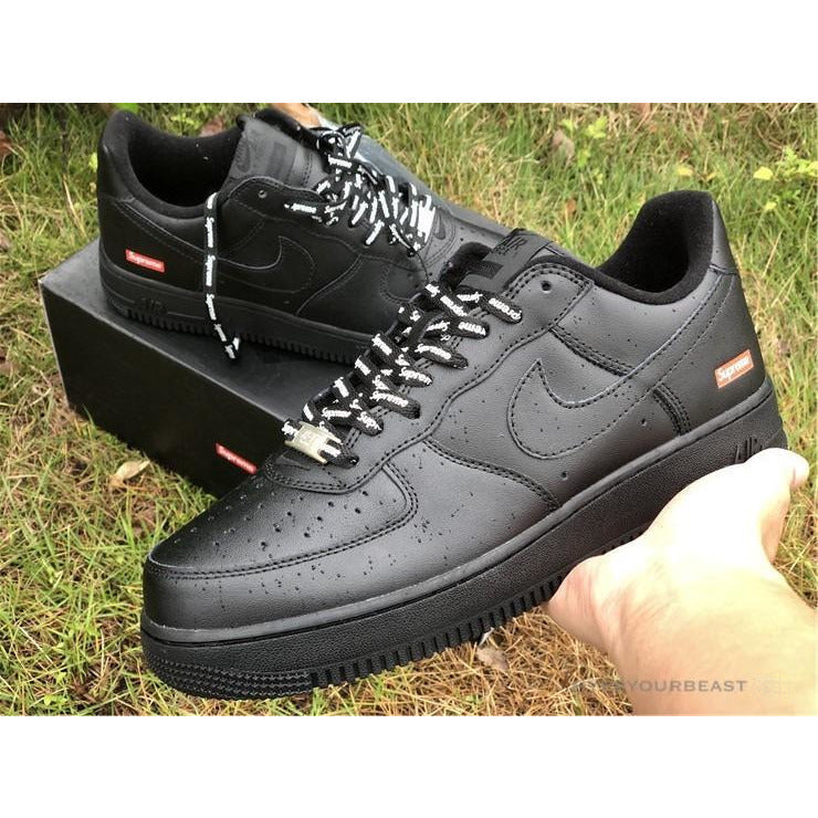 Nike Air Force 1 Low Supreme Black