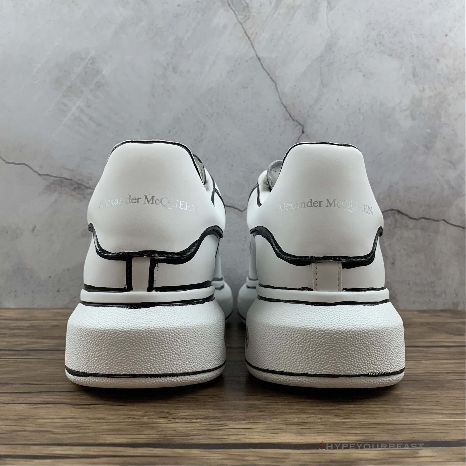 Alexander McQueen White / Black Outline