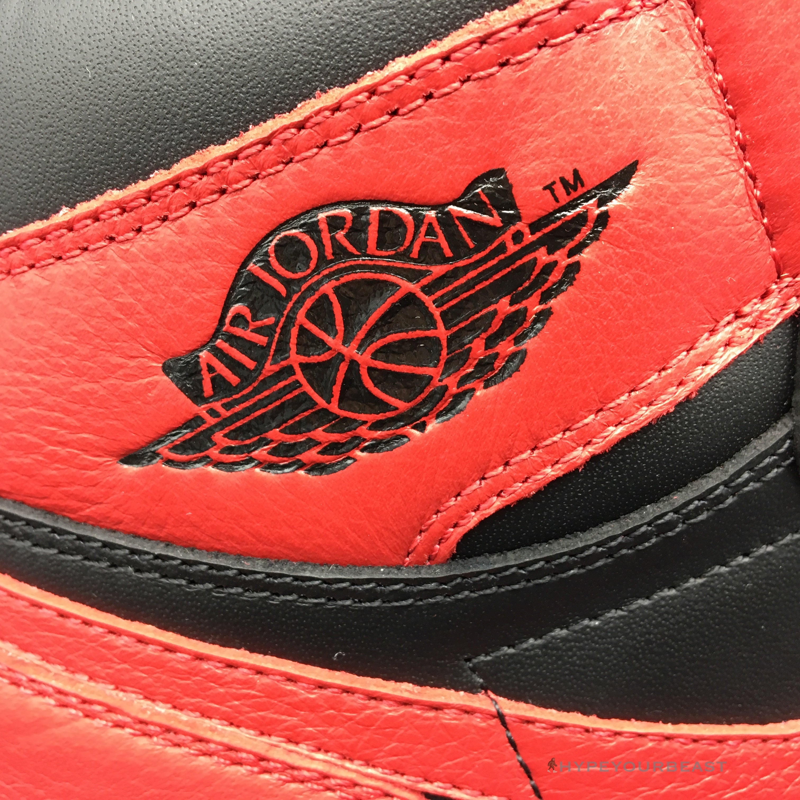 Air Jordan 1 High 'Satin' Banned