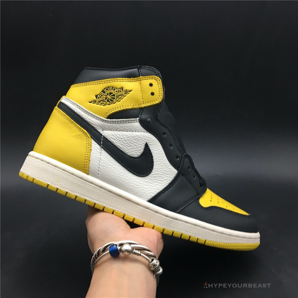 Air Jordan 1 Mid 'Yellow Toe'